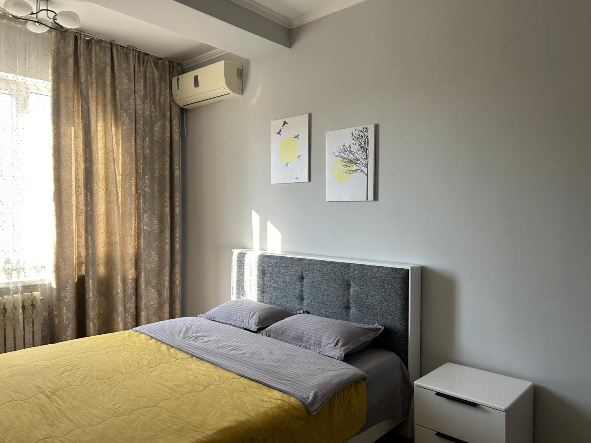 Apartamento Aura On Turusbekova Street 124 Bishkek Exterior foto